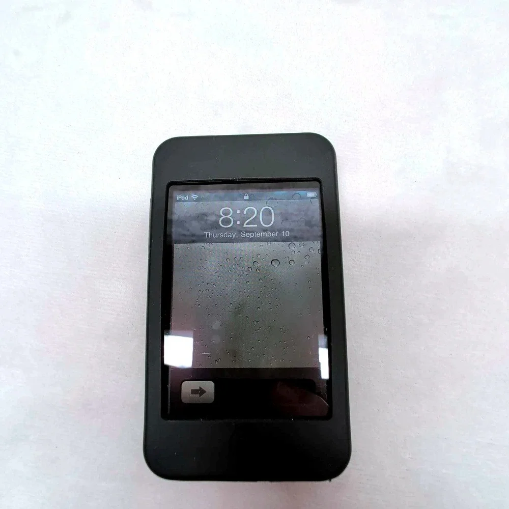 Apple iPod Touch 2nd Generation 8GB Black Silver A1288 Vintage Tested Working